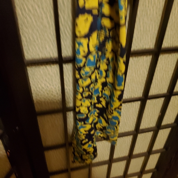 Leopard Quarter Sleeve Wrapped  Blouse - Picture 6 of 7